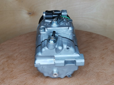 Компрессор кондиционера Land Rover Range Rover 3 4.2-4.4 Компрессор кондиционера Land Rover Range Rover 3 4.2-4.4
