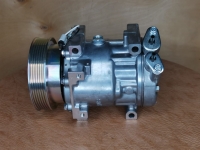 Компрессор кондиционера Рено Логан, Дастер, Logan, Duster 926000097R