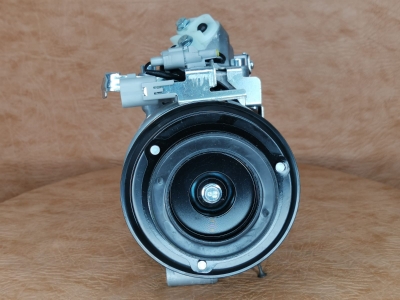 Компрессор кондиционера Toyota Land Cruiser 100, Lexus LX470