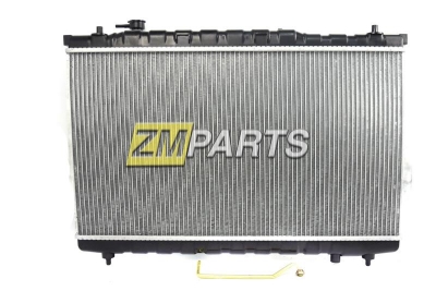 Радиатор охлаждения Hyundai Santa Fe 2.7 АКПП Радиатор охлаждения Hyundai Santa Fe 2.7 АКПП