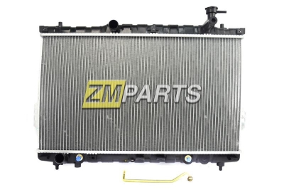 Радиатор охлаждения Hyundai Santa Fe 2.7 АКПП Радиатор охлаждения Hyundai Santa Fe 2.7 АКПП