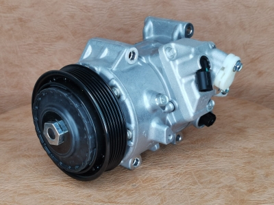 Компрессор кондиционера Тойота Камри, Рав 4 8831006511