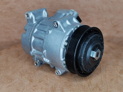 Компрессор кондиционера Тойота Камри, Рав 4 8831006511