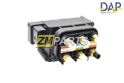 Блок клапанов пневмоподвески Mercedes GL, ML, W221, W212 A2123200658 Б.У
