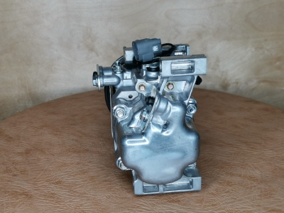 Компрессор кондиционера Mazda CX7 Компрессор кондиционера Mazda CX7