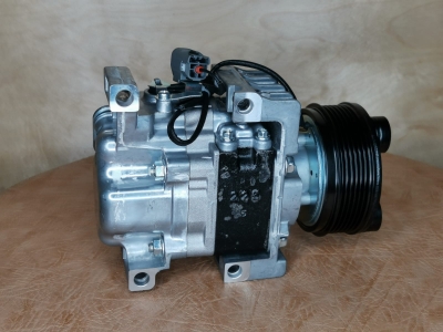 Компрессор кондиционера Mazda CX7 Компрессор кондиционера Mazda CX7