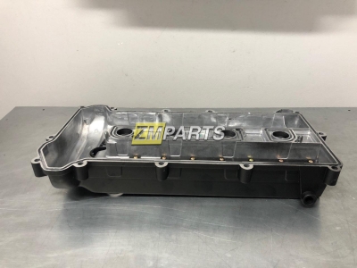 Клапанная крышка Mazda 6