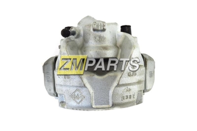 Суппорт перед левый Renault Duster