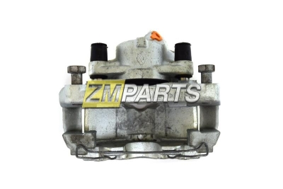 Суппорт перед левый Renault Duster