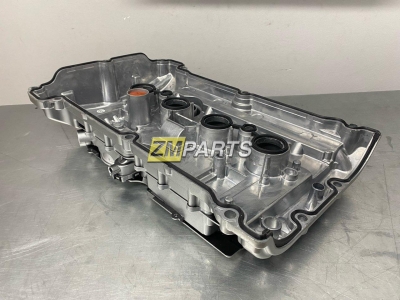 Клапанная крышка Citroen C4, C5, DS4, DS3, Peugeot 208, 308, 508, 3008, 5008