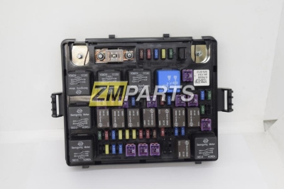 Блок предохранителей подкапотный Rexton 1  2,7