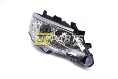 Фара правая Toyota Camry V55