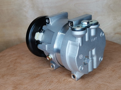 Компрессор кондиционера Chevrolet Cruze 1.6 96966630