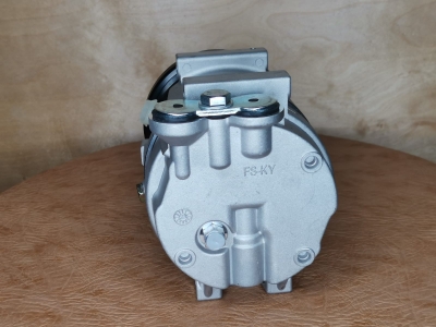 Компрессор кондиционера Chevrolet Cruze 1.6 96966630