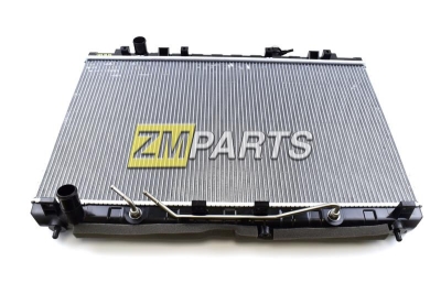 Радиатор охлаждения Kia Carnival 2.7 АКПП Радиатор охлаждения Kia Carnival 2.7 АКПП