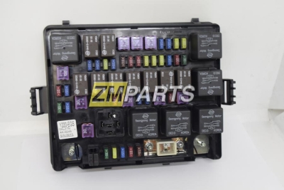 Блок предохранителей подкапотный 2,3/2,8/3,2 Rexton 1 бензин