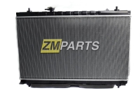 Радиатор охлаждения Kia Carnival 2.7 АКПП