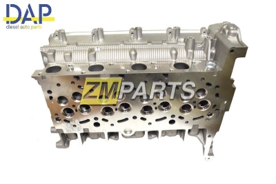 Головка блока ГБЦ Ford Transit, Land Rover Defender 2.4 1701911 Головка блока ГБЦ Ford Transit, Land Rover Defender 2.4 1701911