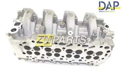 Головка блока цилиндров ГБЦ 4D56U Mitsubishi L200 1005B453, 1005B452