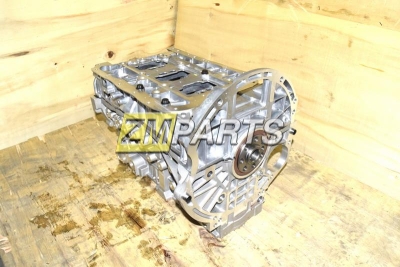 Блок цилиндров G4KJ Kia Optima, Sorento, Santa Fe, Sonata в сборе Блок цилиндров G4KJ Kia Optima, Sorento, Santa Fe, Sonata в сборе