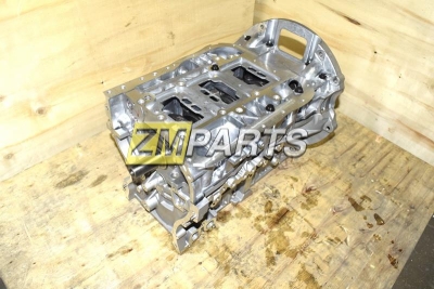 Блок цилиндров G4KJ Киа Соренто, Оптима, Соната, Санта Фе в сборе Блок цилиндров G4KJ Киа Соренто, Оптима, Соната, Санта Фе в сборе