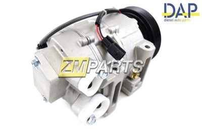 Компрессор кондиционера Nissan X-trail 2.5 92600JG300, 92600-JG300