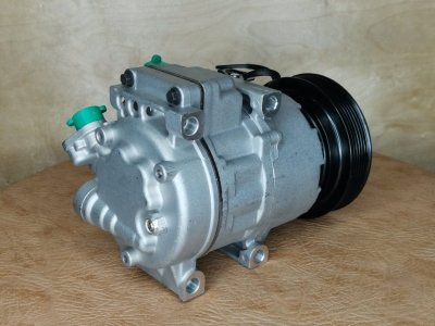 Компрессор кондиционера Hyundai Sonata NF 2.0-2.4 Компрессор кондиционера Hyundai Sonata NF 2.0-2.4