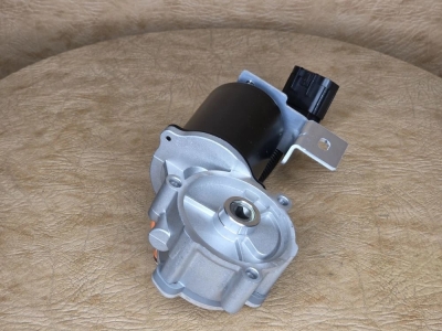 Моторчик сервопривод раздатки Хаммер Н3, Hummer H3 19300596